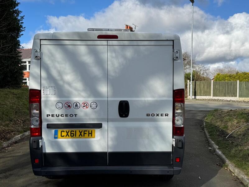 PEUGEOT BOXER 2.2 HDi 330