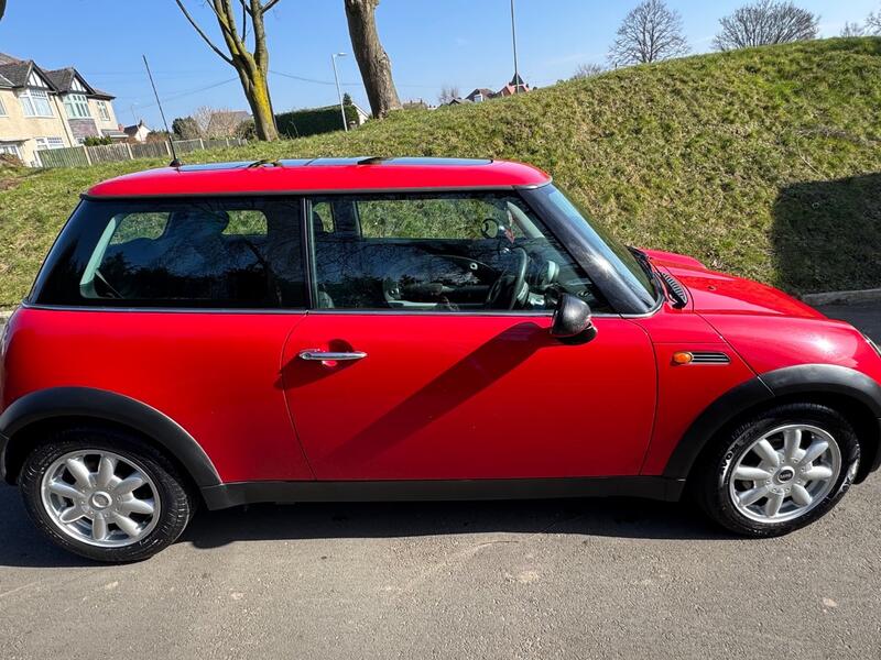 MINI HATCH 1.6 One Hatch